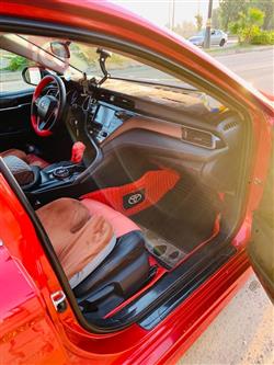 تۆیۆتا کامری